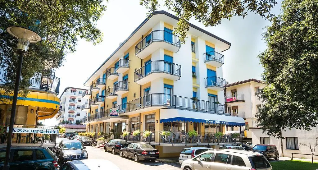 Hotel Antille E Azzorre Лидо-ди-Езоло